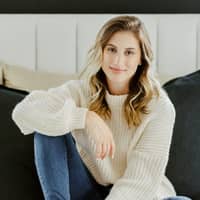 Sitter Profile Image: Alexandra W.