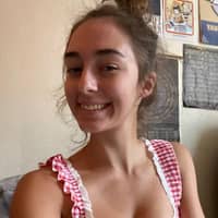 Sitter Profile Image: Caitlyn S.