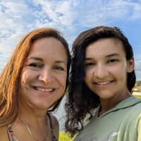 Sitter Profile Image: Stella & Stella M.