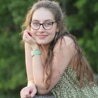 Sitter Profile Image: Nora B.