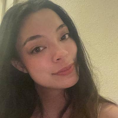 Sitter Profile Image: Shekina M.
