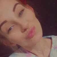 Sitter Profile Image: Lanie S.