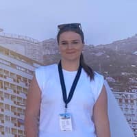 Sitter Profile Image: Sarah B.