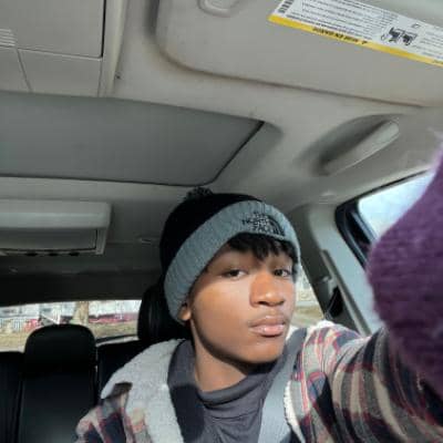 Sitter Profile Image: Malachi g.