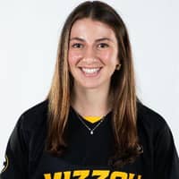 Sitter Profile Image: Isabella C.