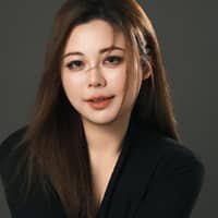 Sitter Profile Image: hiu ying l.