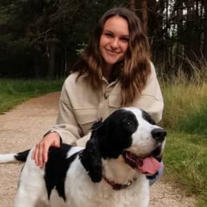 Sitter Profile Image: Leanne C.