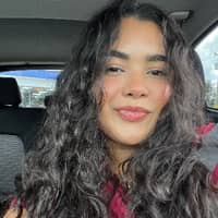 Sitter Profile Image: Carian L.