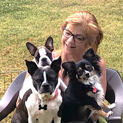Sitter Profile Image: Phyllis N.