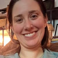 Sitter Profile Image: Haley & Anna R.