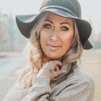 Sitter Profile Image: Nicole B.