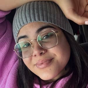 Sitter Profile Image: Leyanis R.