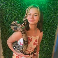 Sitter Profile Image: Tori D.