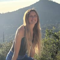 Sitter Profile Image: Annie D.