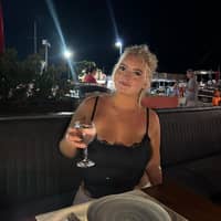 Sitter Profile Image: Freya S.