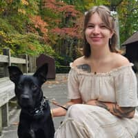 Sitter Profile Image: Daryne M.