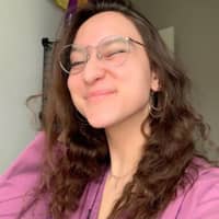 Sitter Profile Image: Isabella V.