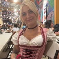 Sitter Profile Image: Lilli C.