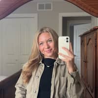 Sitter Profile Image: Olivia N.