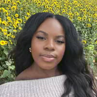 Sitter Profile Image: Juanita G.