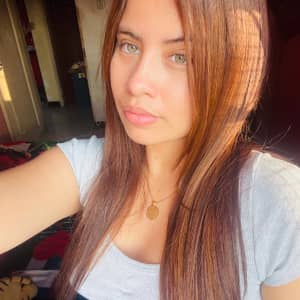 Sitter Profile Image: Alisson C.