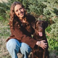 Sitter Profile Image: Amanda T.