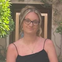 Sitter Profile Image: Sophie B.