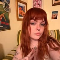 Sitter Profile Image: Annie L.