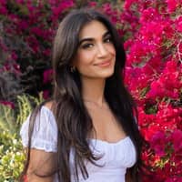 Sitter Profile Image: Auzeen R.