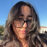 Photo de profil du pet sitter : Nisrine S.