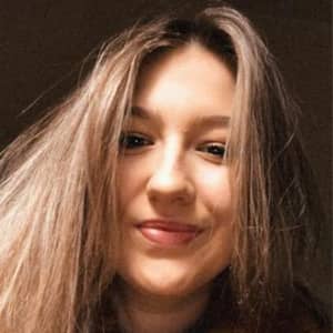 Sitter Profile Image: Jamie V.