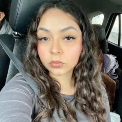Sitter Profile Image: Noelia J.