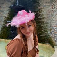 Sitter Profile Image: Sarah B.