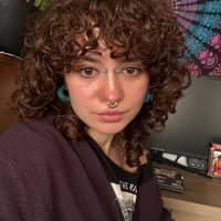 Sitter Profile Image: Zoe M.