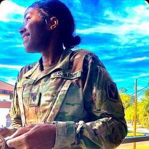 Sitter Profile Image: Casllie S.