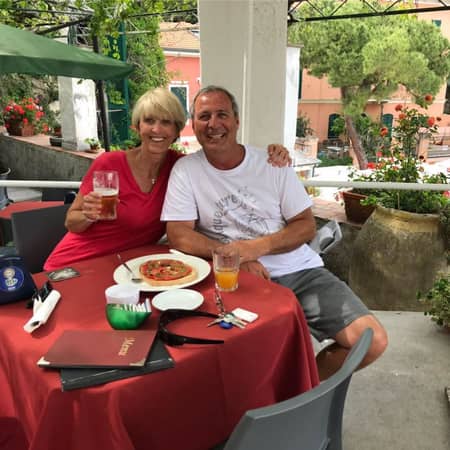 Sitter Profile Image: Lynnda & Robert T.