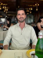 Sitter Profile Image: Drew H.