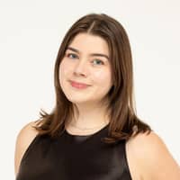 Sitter Profile Image: Madeleine J.