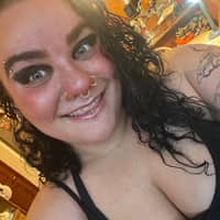 Sitter Profile Image: Sarah K.