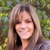 Sitter Profile Image: Sherry R.