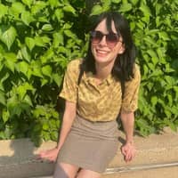 Sitter Profile Image: Josephine N.