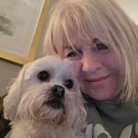 Sitter Profile Image: Debra O.