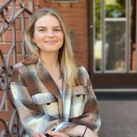 Sitter Profile Image: Molly D.