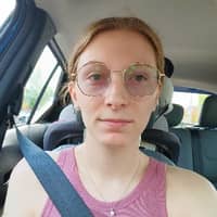 Sitter Profile Image: Stephanie T.