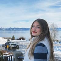 Sitter Profile Image: Sienna P.