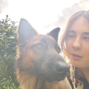 Sitter Profile Image: Irati A.