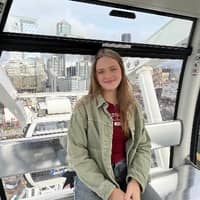 Sitter Profile Image: Brianna S.