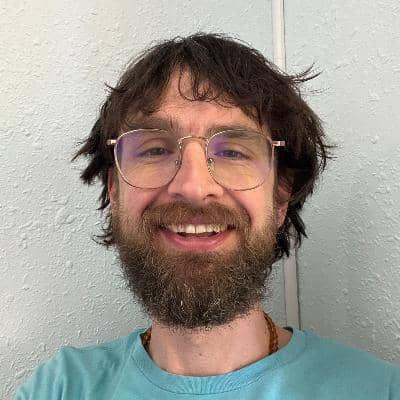 Sitter Profile Image: Andrew L.