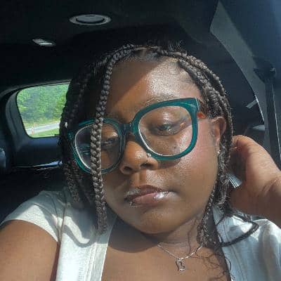 Sitter Profile Image: KYNDAL T.