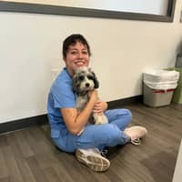 Sitter Profile Image: Elisa H.